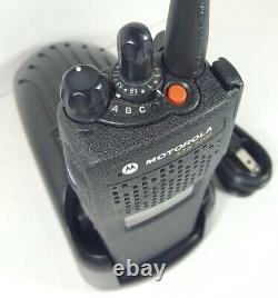 Motorola Xts1500 700 800 Mhz P25 Digital Portable Two-way Radio H66ucd9pw5bn