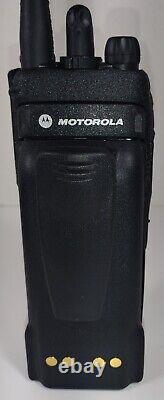 Motorola Xts2500 1,5 Uhf 450-520 Mhz P25 Digital Radio À Deux Voies H46sdd9pw5bn Adp