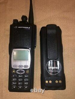Motorola Xts5000 III Uhf Q Fractionné 380-470 Mhz Radio Avec Nsa Type-1 Et 4x Crypto
