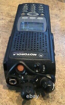 Motorola Xts 5000 800 Mhz M3 Fpp Dernier Firmware Incl Impres Batterie & Antenne