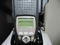 Motorola Xts 5000 Modèle II 700 / 800mhz P25 9600 Two Way Radio Xts5000