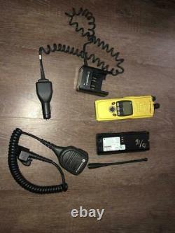 Motorola Xts 5000r H18ucf9pw6an Radio D'incendie Smartzone Robuste Avec Batterie Clip MIC