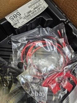 NOUVEAU dans la boîte Motorola XTL5000 450-520 MHz UHF P25 45w Radio bidirectionnelle M20SSS9PW1AN