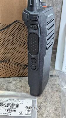 Nouveau Motorola R7 Radio Numérique Bidirectionnelle AAH06RDC9RA1AN MOTOTRBO 403-512M 4W NKP Nouveau Motorola R7 Radio Numérique Bidirectionnelle AAH06RDC9RA1AN MOTOTRBO 403-512M 4W NKP