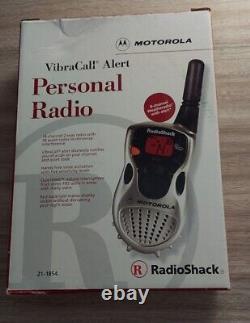 Nouveau Radio Shack Motorola T5410 Radio À Deux Voies X4 Avec Chargeur Pour 2