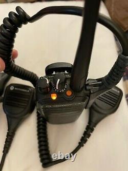 Paire De Motorola Xpr 6350 (two) 403-470mhz 4w Two Way Radio Walkie Talkie (utilisé)