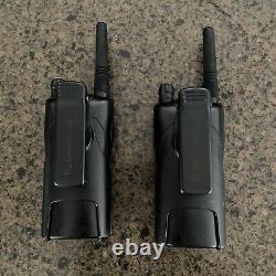 Paire De Motorola Xtn Xu2600 Radios À Deux Voies Plus Chargeurs