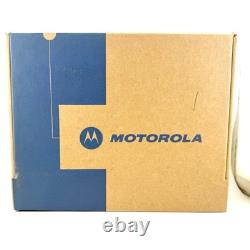 Radio Motorola CP200D 2 Voies VHF 16 Canaux AAH01JDC9JA2AN Excellent