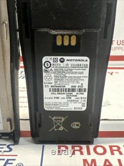 Radio UHF Motorola CP200D AAH01QDC9JC2AN 403-470 MHz, sans antenne