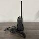 Radio Vhf Motorola Aah79kdc9pw5bn Pr1500 Bidirectionnelle Az489ft3807 Avec Antenne/chargeur
