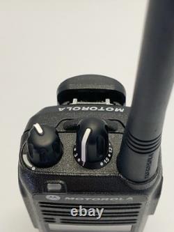 Radio VHF Motorola CP185 136-174 MHz Nouveau Bat! , Ant, CHG Programmation gratuite