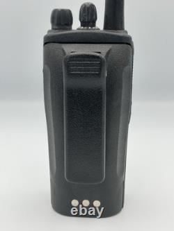 Radio VHF Motorola CP200XLS en excellent état avec chargeur, programmation gratuite