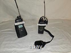 Radio bidirectionnelle Motorola Astro XTS 2500 Modèle II H46UCF9PW6BN avec chargeur, lot de 2