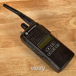 Radio bidirectionnelle Motorola CP185 noire sans fil UHF 480 MHz à 16 canaux Walkie Talkie