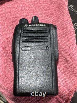 Radio bidirectionnelle Motorola EX500 UHF AAH38RDC9AA3AN 16 canaux - sans piles