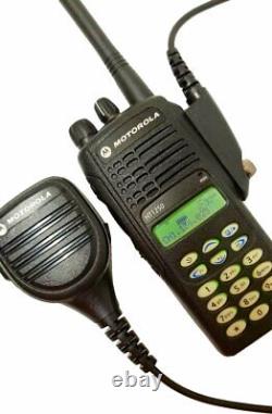 Radio bidirectionnelle Motorola HT1250 VHF à large bande 136-174 MHz avec clé complète MDC QC2 Li-Ion