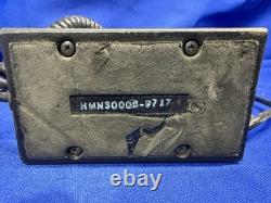 Radio bidirectionnelle Motorola MaxTrac D45MWA5GB7AK 4 avec microphones, radios allumées, lisez.