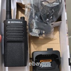 Radio bidirectionnelle Motorola RMM2050 série RM MURS 5 canaux 2W noire