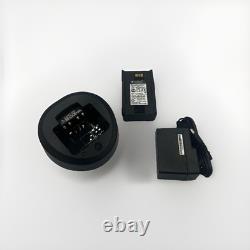 Radio bidirectionnelle Motorola VX-261-G6-5 UHF 403-470 MHz 5 W avec chargeur de batterie, neuf