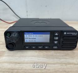 Radio bidirectionnelle Motorola XPR5580E AAM28UMN9RA1AN Microphone SANS FICHIER DE FRÉQUENCE E