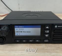 Radio bidirectionnelle Motorola XPR5580E AAM28UMN9RA1AN Microphone SANS FICHIER DE FRÉQUENCE E