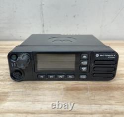 Radio bidirectionnelle Motorola XPR5580E AAM28UMN9RA1AN Microphone SANS FICHIER DE FRÉQUENCE E