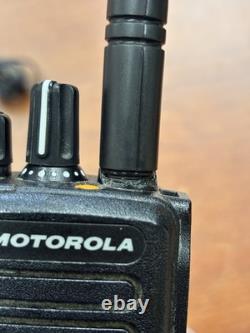 Radio bidirectionnelle Motorola XPR 7550e R02.60.03 + Chargeur