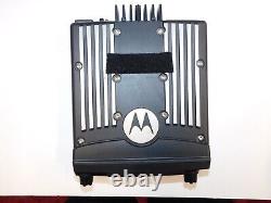 Radio bidirectionnelle Motorola XTL2500 M21URM9PW1AN 800 MHz avec microphone et haut-parleur Bundle 129,99 $