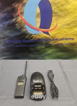 Radio bidirectionnelle Motorola XTS2500 136-174 MHz VHF H46KDD9PW5BN avec chargeur