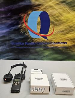 Radio bidirectionnelle Motorola XTS2500 136-174 MHz VHF H46KDF9PW6BN avec chargeur