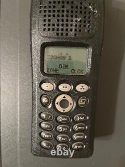 Radio bidirectionnelle Motorola XTS2500 d'occasion H46UCH9PW7BN