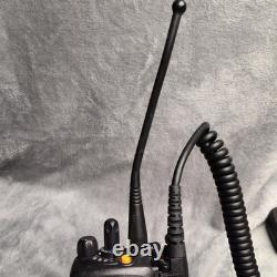Radio bidirectionnelle Motorola XTS 2500 UHF noire avec batterie IMPRES, microphone et antenne portable