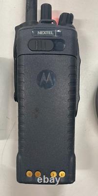 Radio bidirectionnelle Motorola r765IS avec accessoires. HO5XAN6JS9AN
