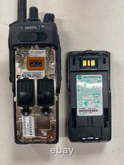 Radio bidirectionnelle Motorola r765IS avec accessoires. HO5XAN6JS9AN