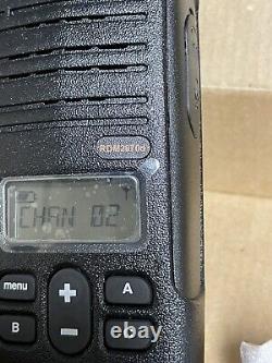 Radio bidirectionnelle OEM Motorola RDM2070D Walmart VHF 2 watts / 7 canaux