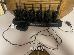 Radio bidirectionnelle UHF 4 canaux Motorola CLS1410 avec 3 batteries, set de 6