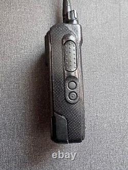 Radio bidirectionnelle UHF Motorola MOTOTRBO XPR 3500 d'occasion A4