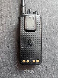Radio bidirectionnelle UHF Motorola MOTOTRBO XPR 3500 d'occasion A4