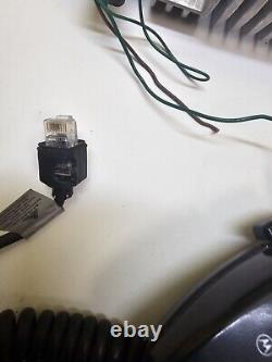 Radio bidirectionnelle VHF Motorola CDM1550 136-174 MHz AAM25KKF9AA5AN avec microphone