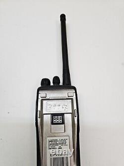 Radio bidirectionnelle VHF Motorola CP200d 136-174 MHz AAH01JDC9JA2AN