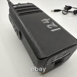 Radio bidirectionnelle analogique et numérique UHF Motorola Cp100d + Chargeur + Batterie