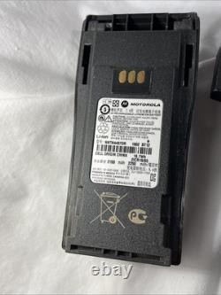 Radio bidirectionnelle antique Motorola CP200 avec accessoires, lire la description