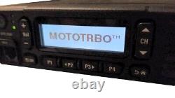 Radio bidirectionnelle mobile Motorola XPR2500 VHF TDMA 136-174 MHz MOTOTRBO avec toutes les fonctionnalités