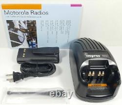 Radio bidirectionnelle numérique Motorola XTS2500 Modèle III 700/800 MHz P25 H46UCH9PW7BN