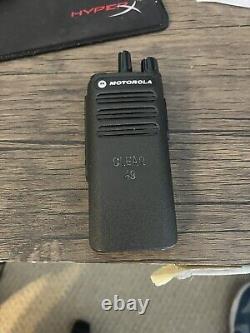 Radio bidirectionnelle portable Motorola CP100D UHF