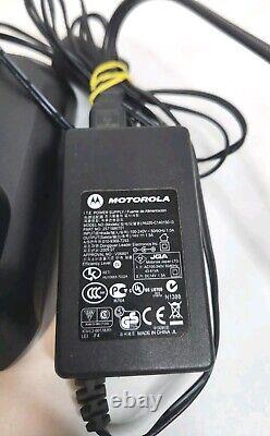 Radio bidirectionnelle portable Motorola Xpr6550 numérique UHF 403-470 MHz avec chargeur testé