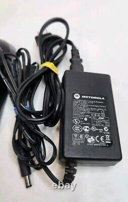 Radio bidirectionnelle portable Motorola Xpr6550 numérique UHF 403-470 MHz avec chargeur testé