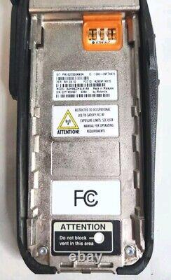 Radio bidirectionnelle portable Motorola Xpr6550 numérique UHF 403-470 MHz avec chargeur testé