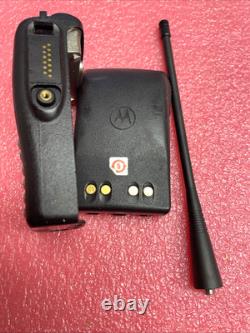 Radio bidirectionnelle portable VHF Motorola EX600XLS AAH38kDH9DU6AN avec batterie