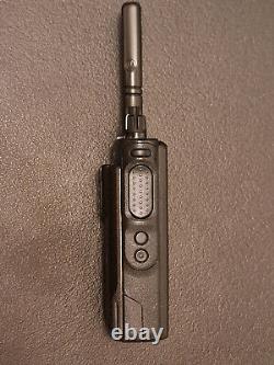 Radio bidirectionnelle portable numérique Motorola MOTOTRBO DP4800